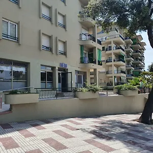Auberge de jeunesse Faro Solo Mujeres, Castell-Platja d'Aro